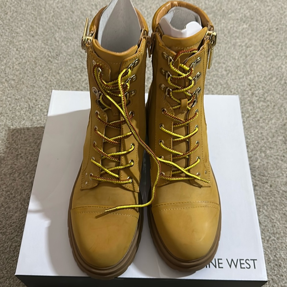 Nine West Prinze Lug Boots